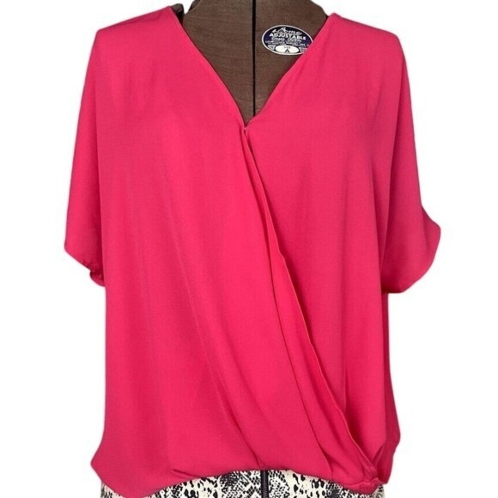 TROUVE  Womens (L) Blouse Anthro Pink Deep V-neck V-Back Festival Bright Flowy‎